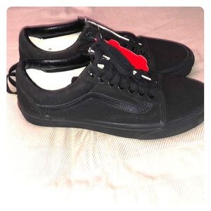 Men’s NWT Vans size 8.5